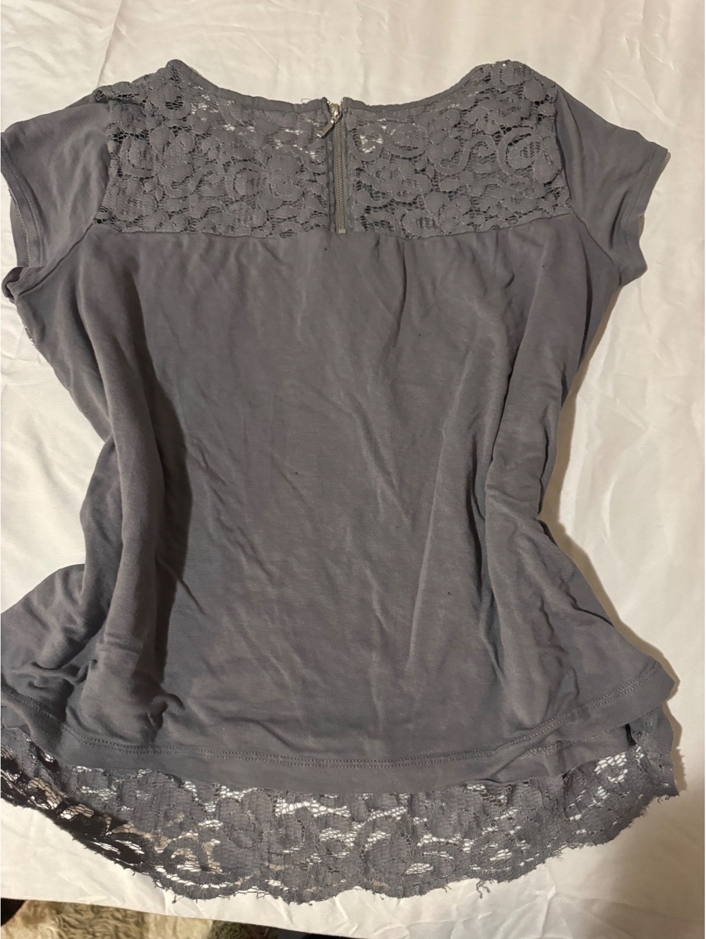 New York & Company Grey Mixed-Media Lace Top | Size L